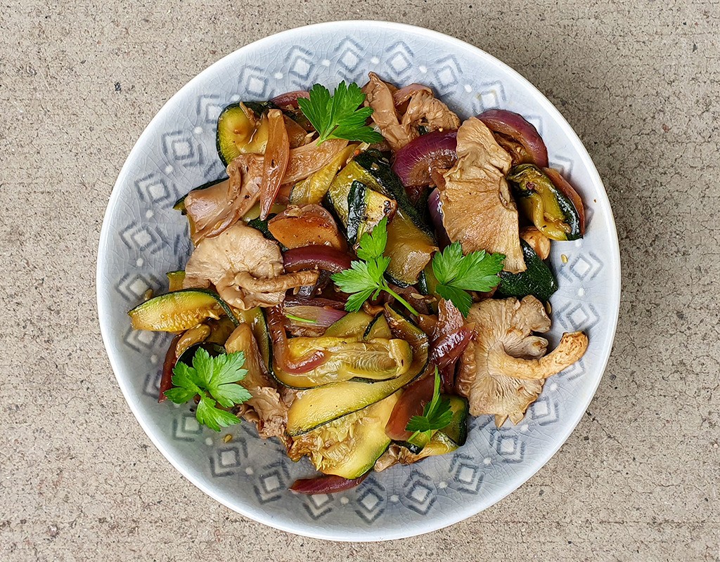 Balsamic mixed mushrooms with courgette