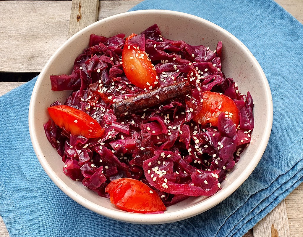 Braised spiced red cabbage with plums