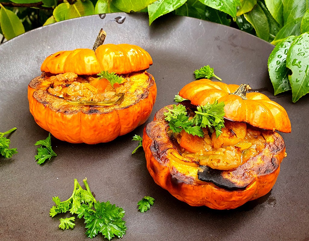 Mini squash stuffed with spiced mince