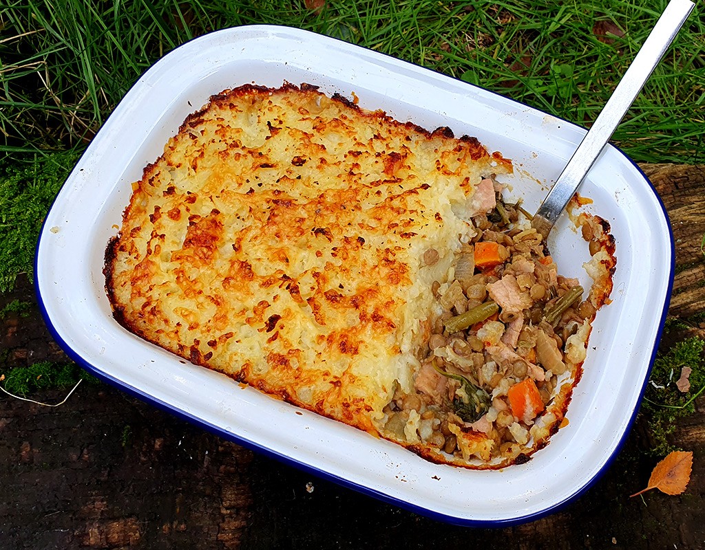 Bacon and lentil pie