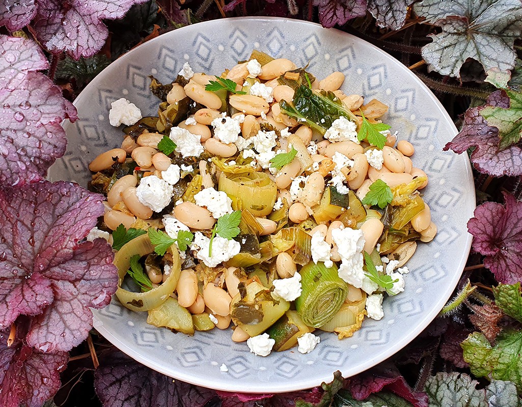 Pan-fried greens with beans