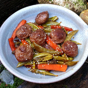 Teriyaki meatball and vegetable stir-fry