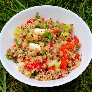 Zesty quinoa salad with roasted pepper