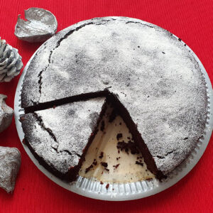 Chocolate and almond cake with dates