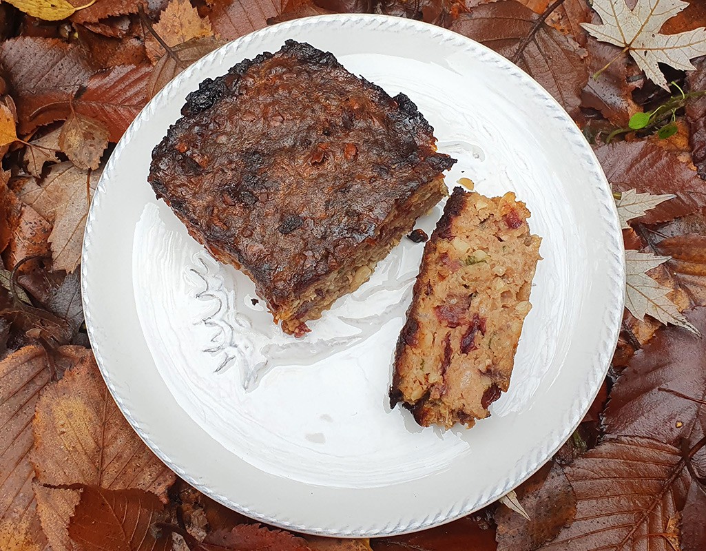 Cranberry and hazelnut stuffing