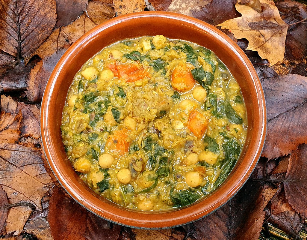 Chickpea dhal with spinach