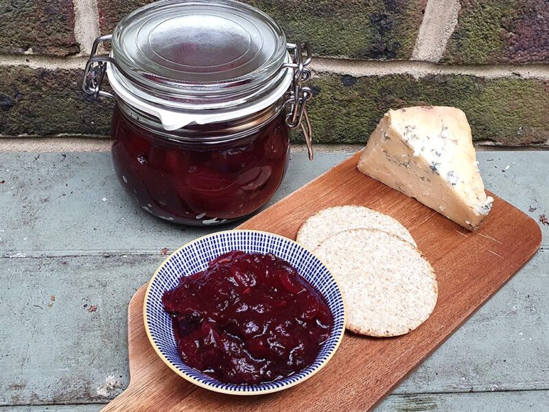 Cranberry and apple chutney