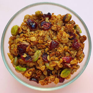 Granola with cranberries and pistachios