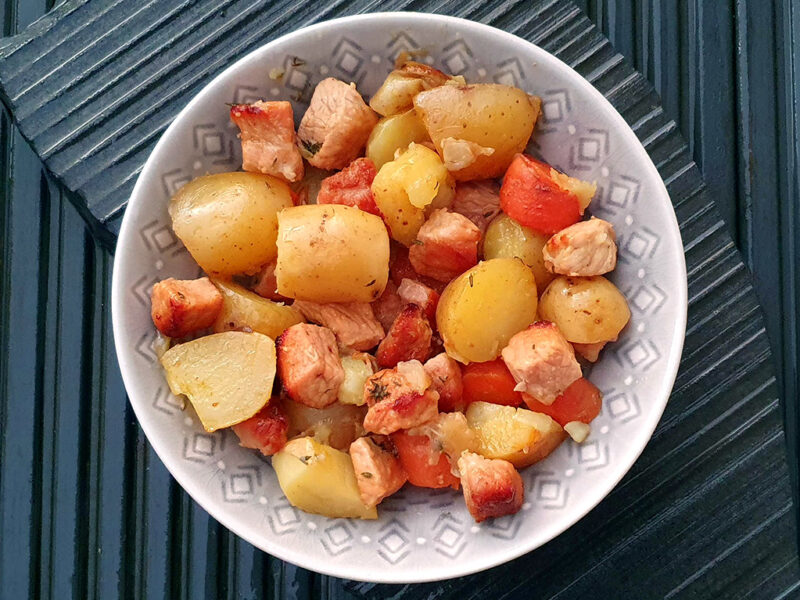 Apple and pork casserole