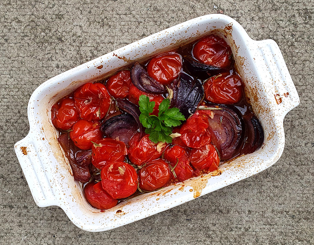 Balsamic baked tomatoes