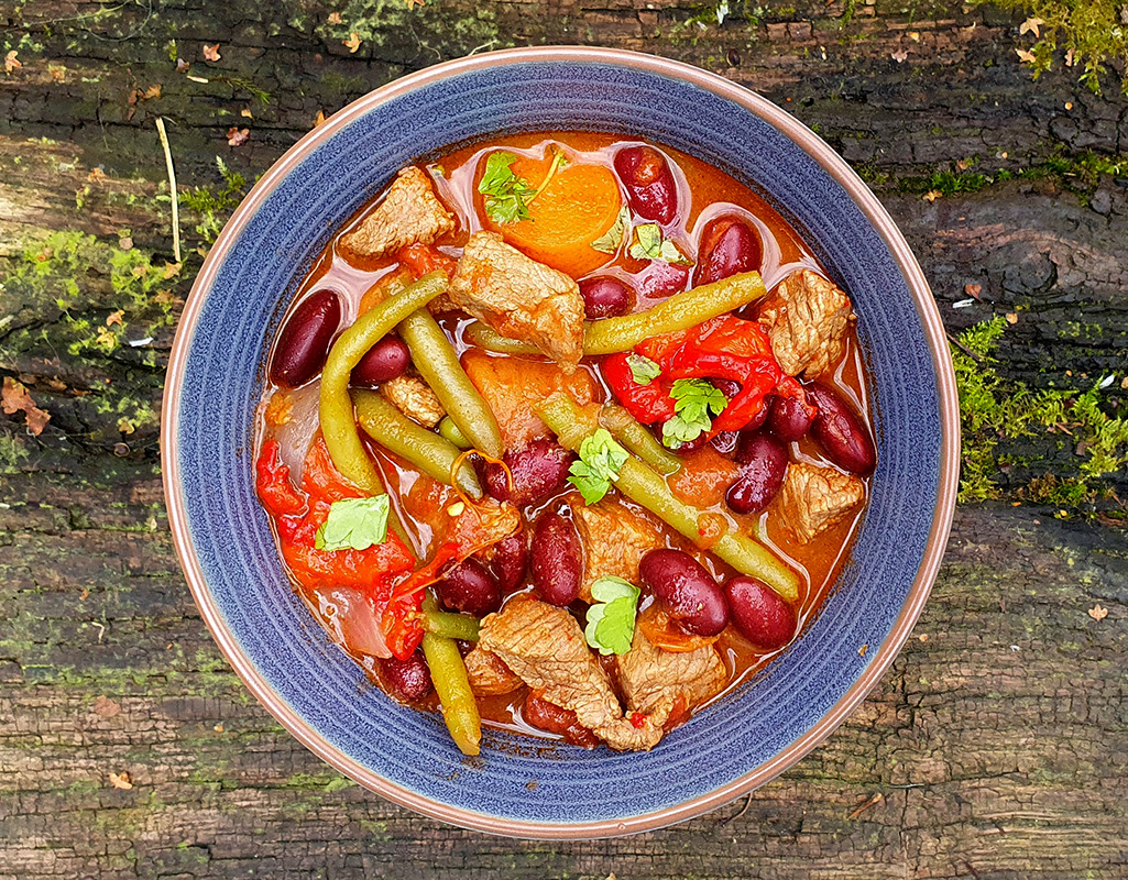 Beef stew with beans