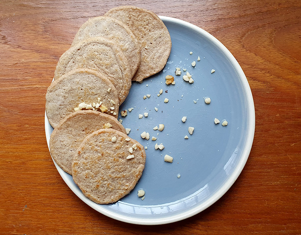 Hazelnut and oat pancakes