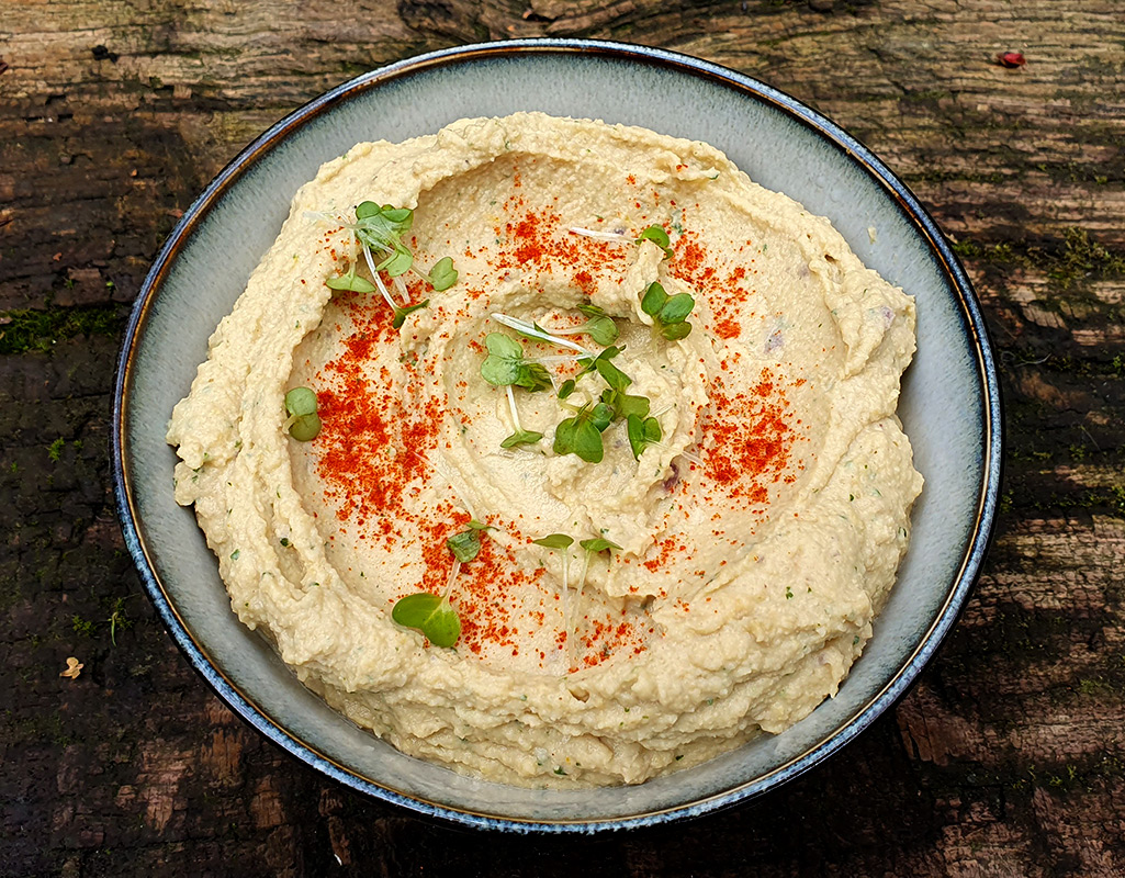 Roasted vegetables hummus