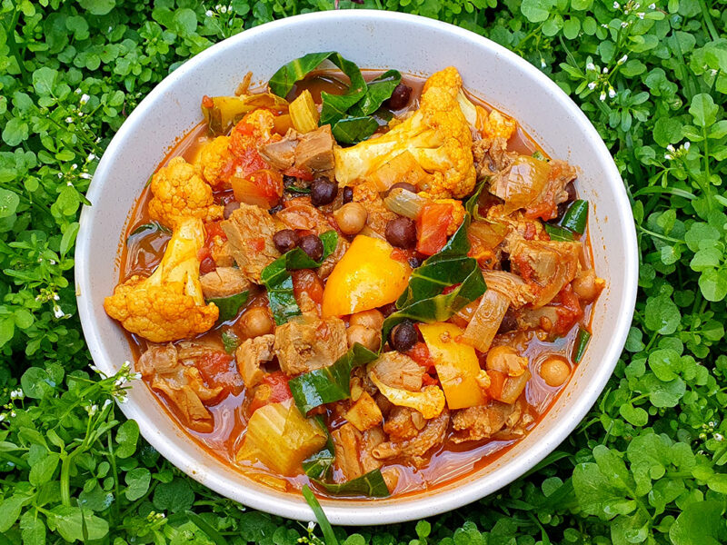 Cauliflower and chickpea curry with lamb