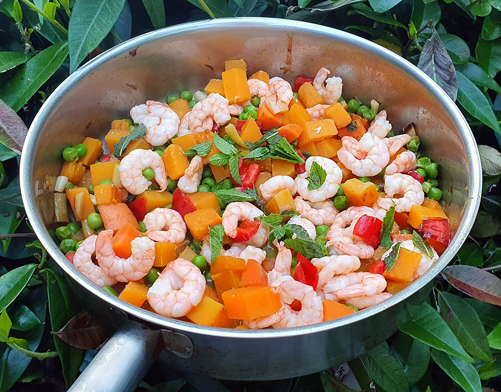 Butternut squash and peas with prawns