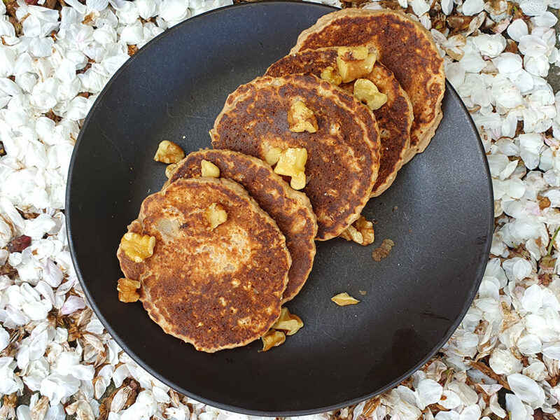 Pear and ginger oaty pancakes