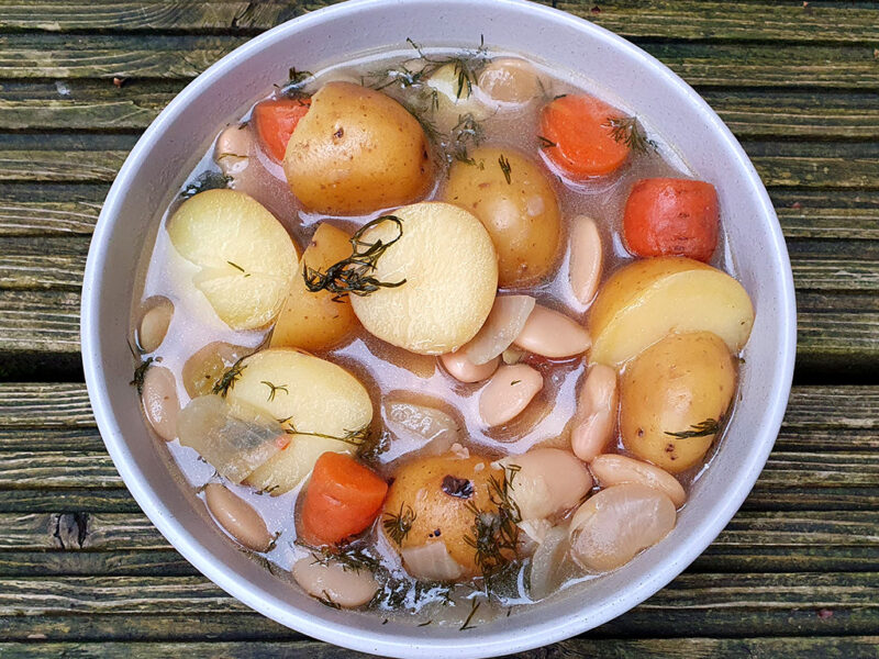 Potato and butter beans soup with dill