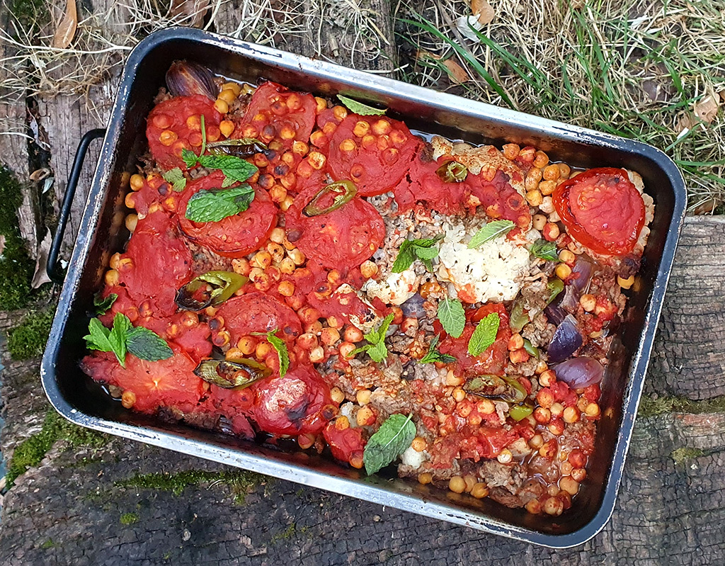 Cauliflower and mince casserole