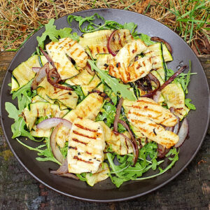 Grilled courgette and halloumi salad