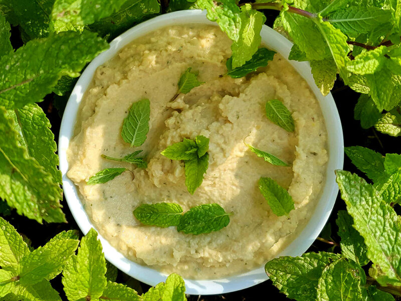 Minty hummus