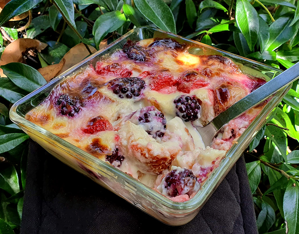 Berry croissant bake