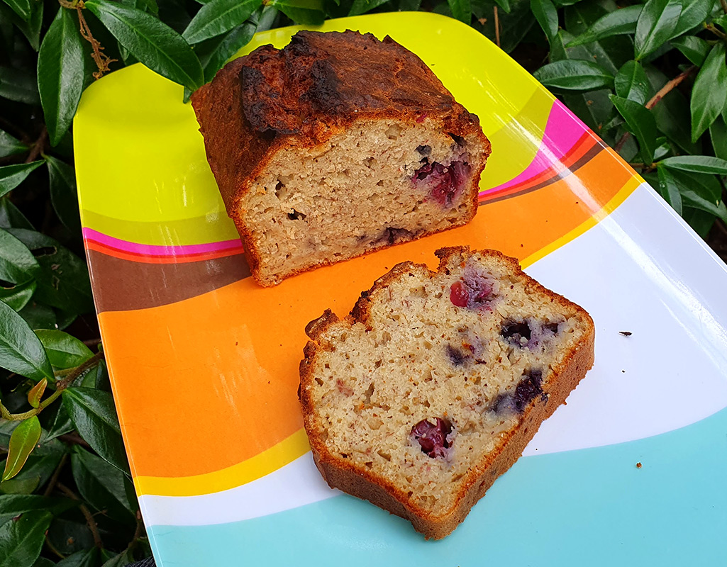 Blueberry banana bread