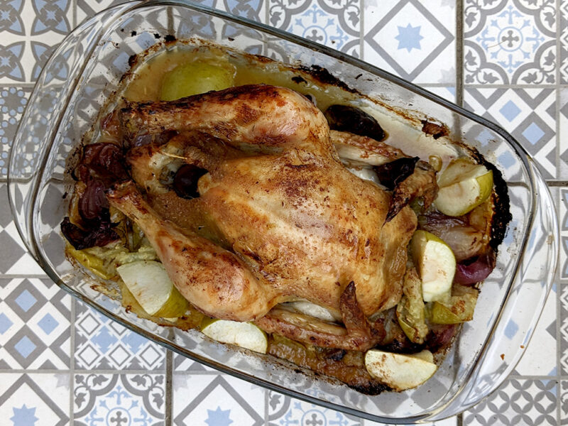 Roasted chicken with spiced apple