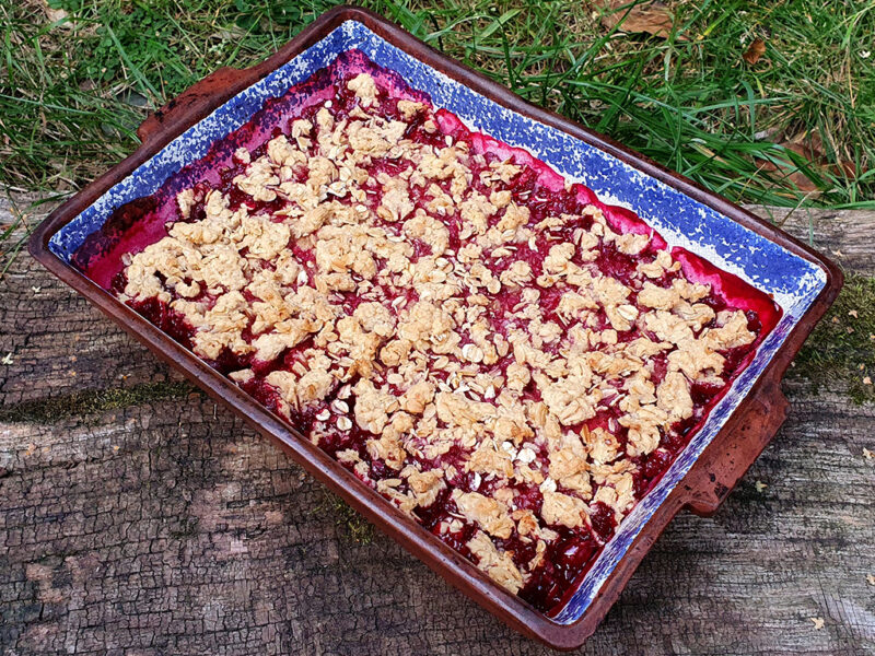 Baked summer fruits with oat crumble