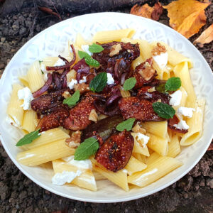 Goat’s cheese pasta with caramelised figs