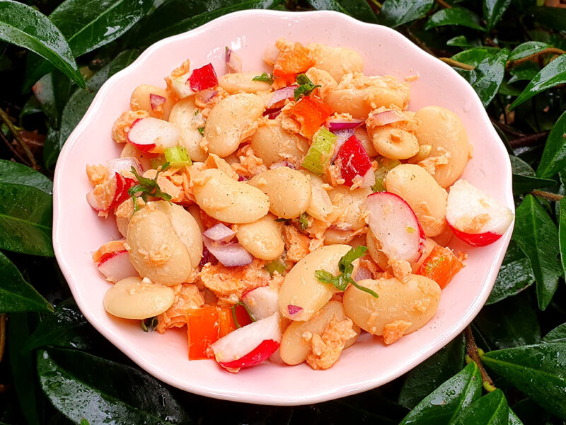 Salmon and butter beans salad