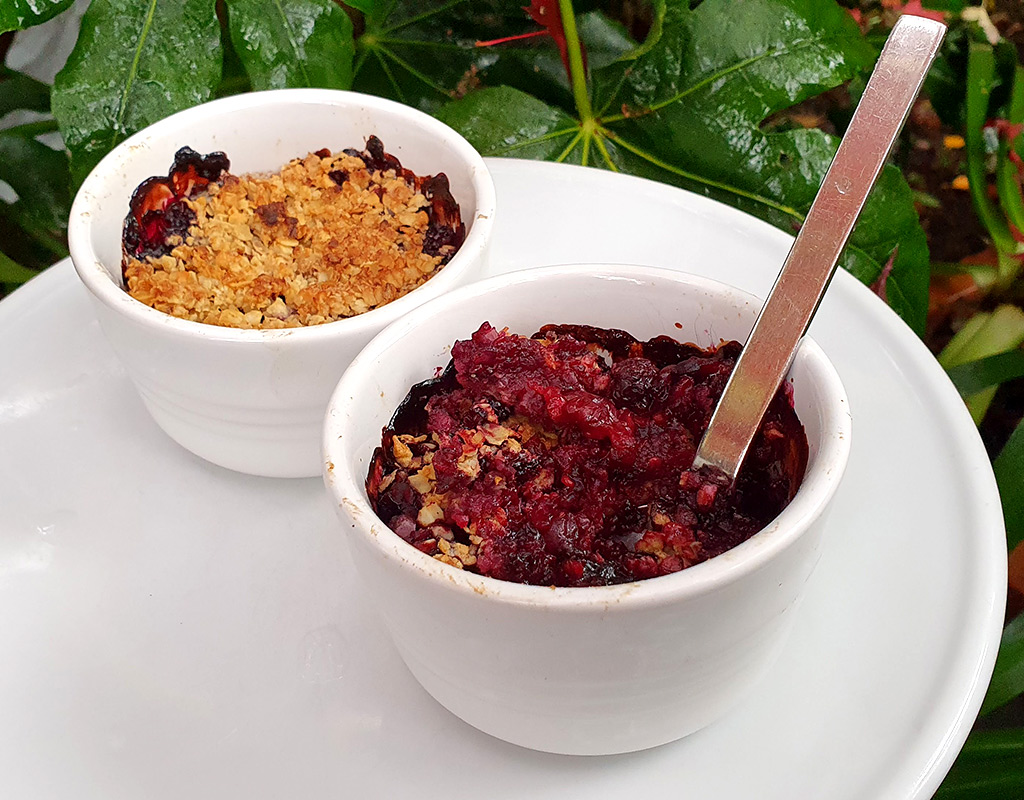 Black forest fruits oat crumble