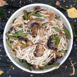 Teriyaki mushroom and green bean noodles