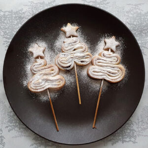 Cinnamon Christmas tree treats