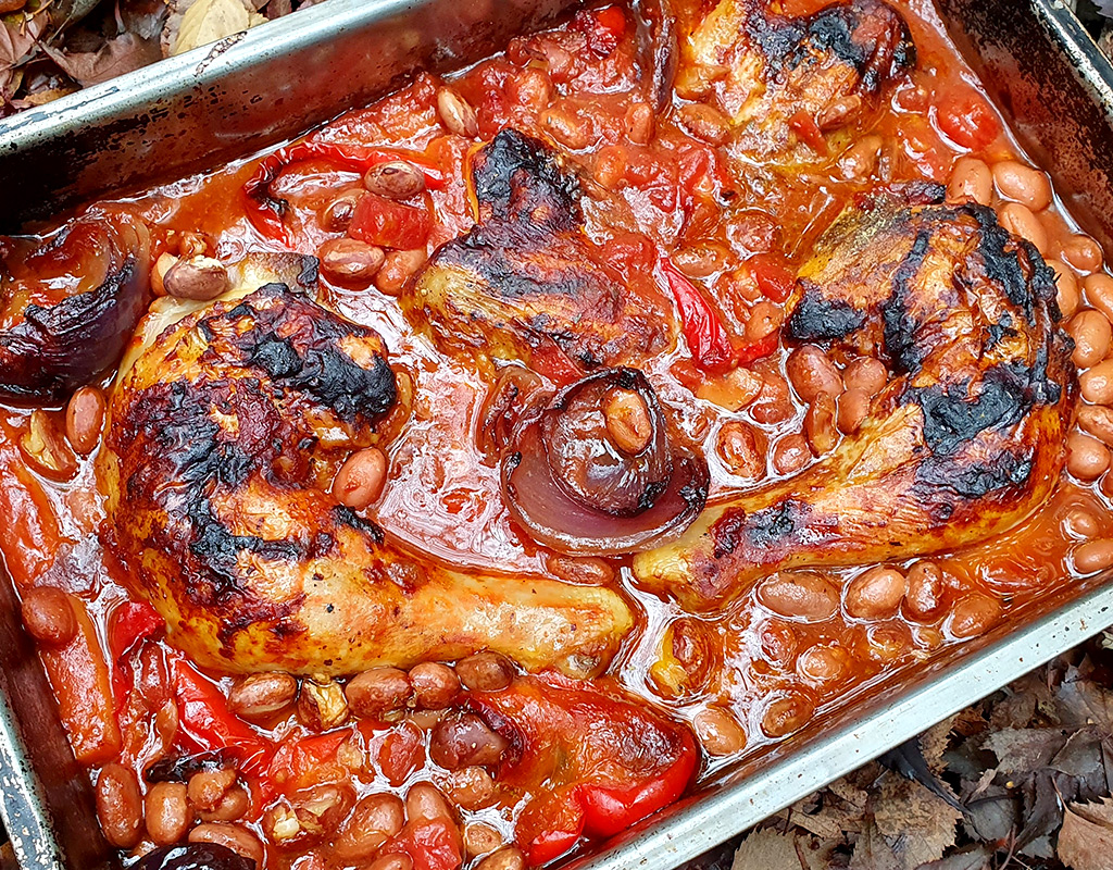 Chicken traybake with tomatoes and beans