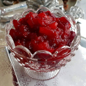 Cranberry sauce with stem ginger and mandarin