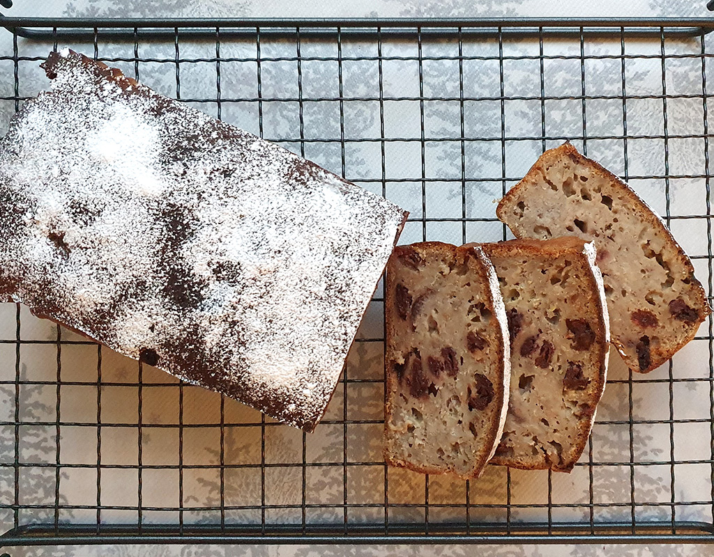 Banana bread with sour cherries