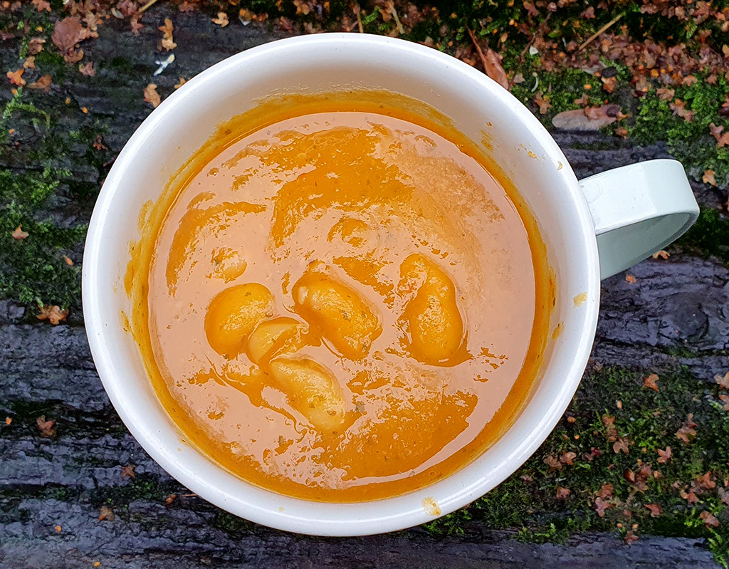 Spiced mixed vegetable soup with beans