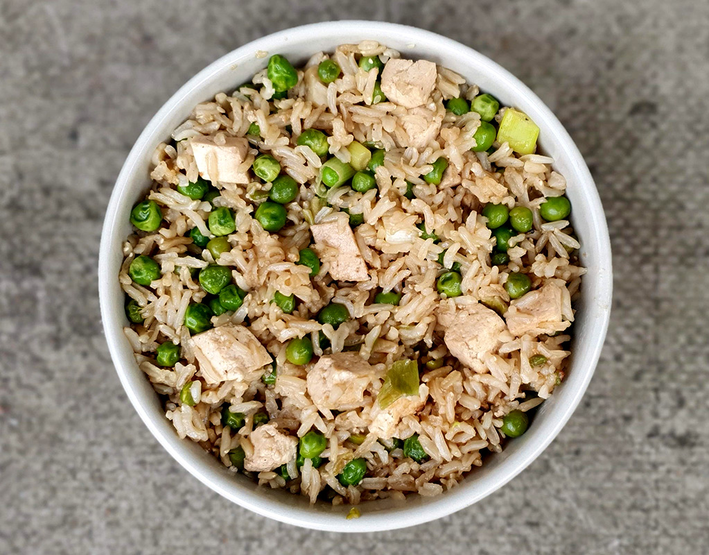 Tofu rice with green peas