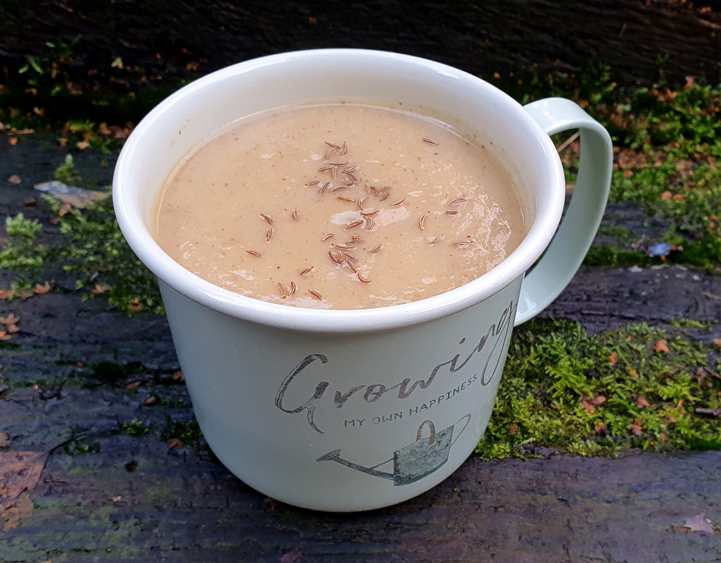 Roasted cauliflower and fennel soup