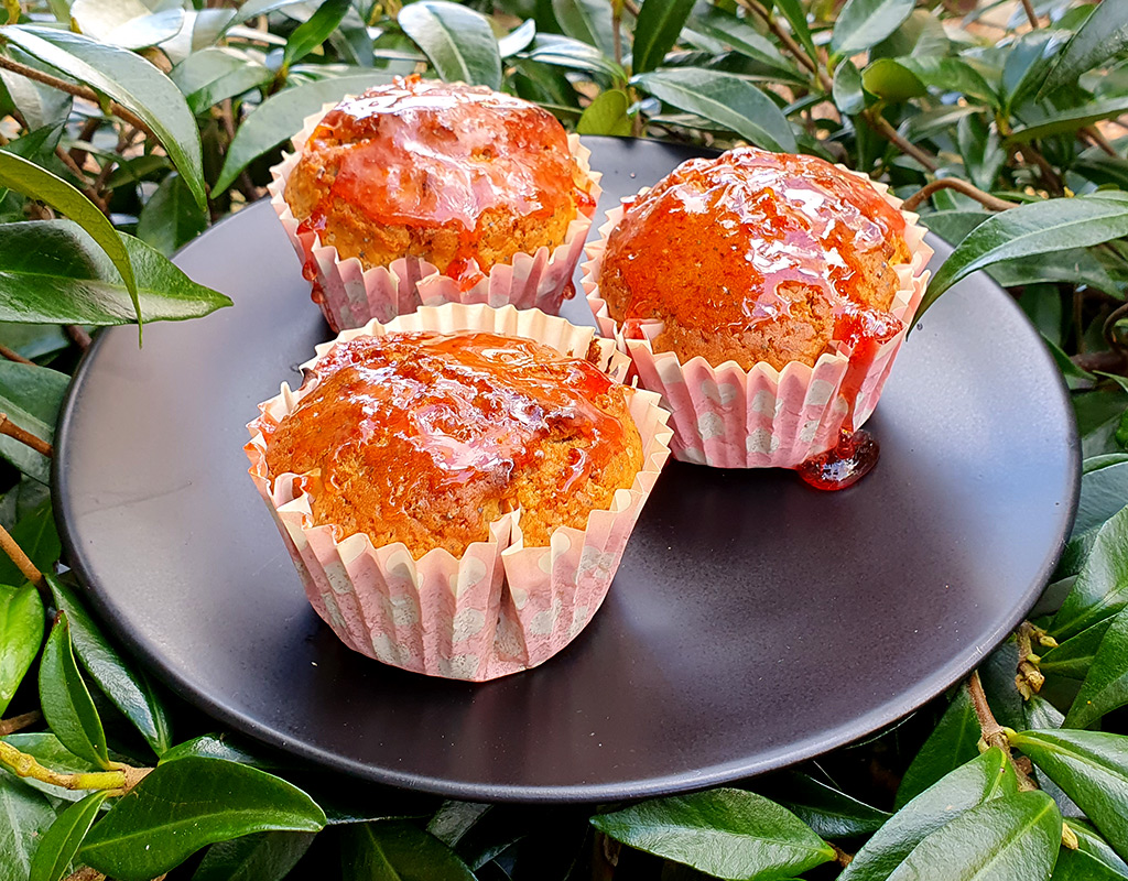 Orange and poppy seeds muffins