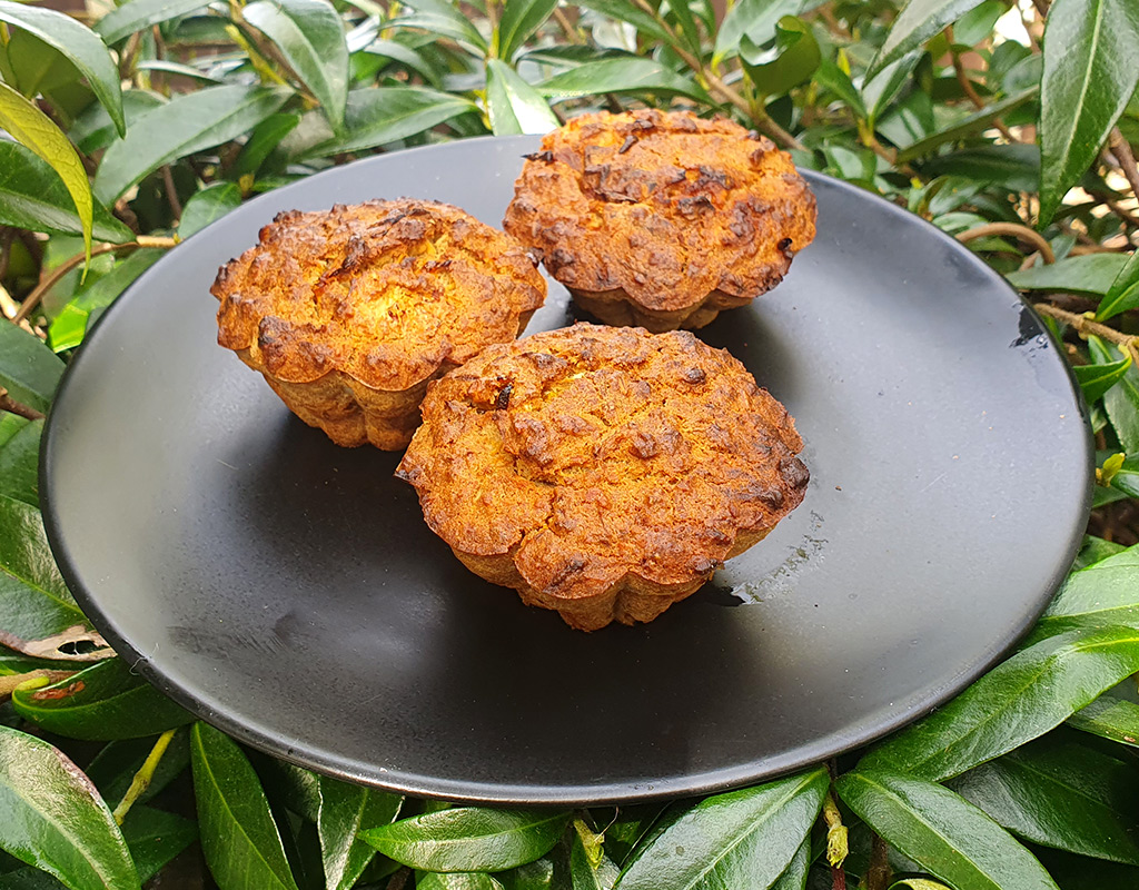 Healthy carrot and mandarin muffins