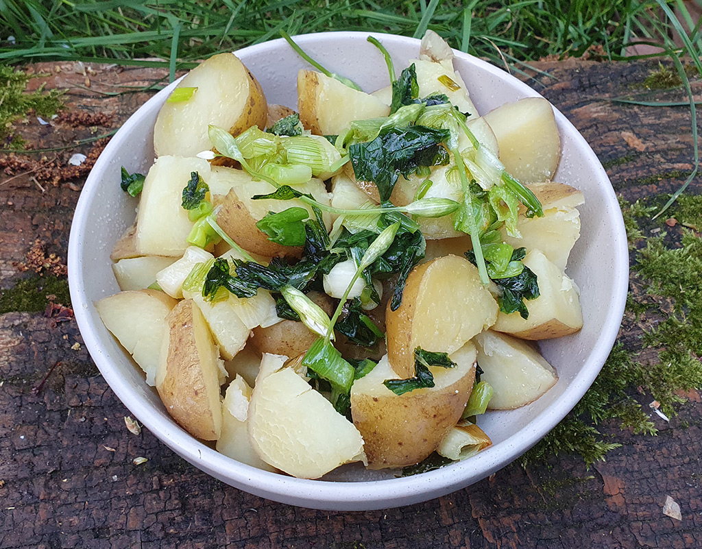 New potatoes with wild garlic