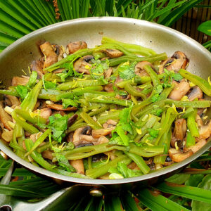 Sauteed mushrooms with runner beans