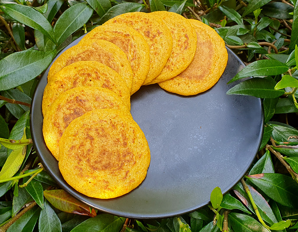 Carrot and mandarin oat pancakes