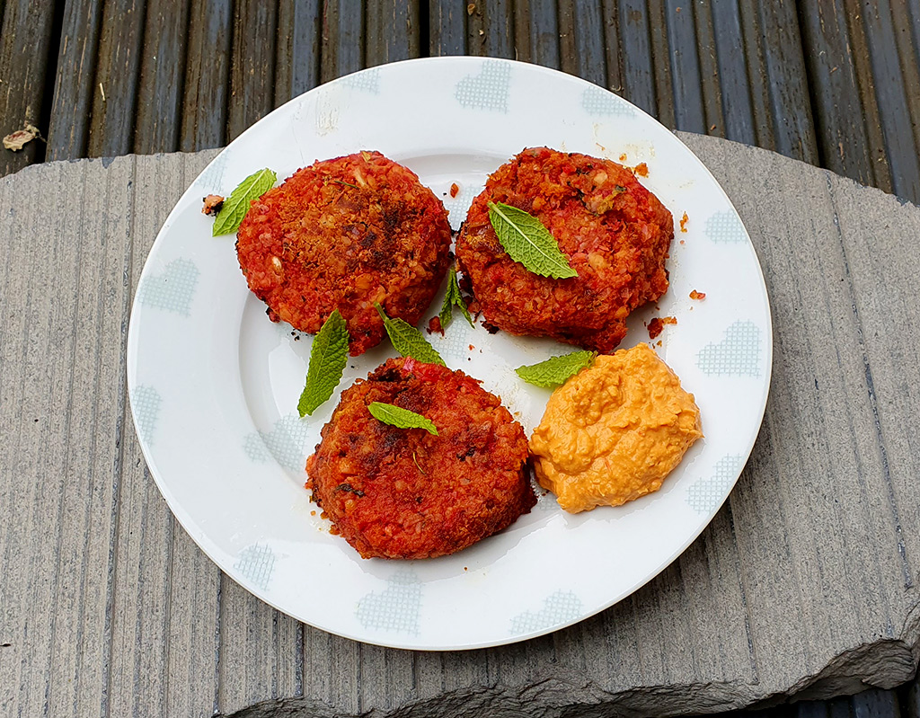 Chickpea, carrot and beetroot fritters