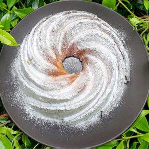 Light lemon bundt cake