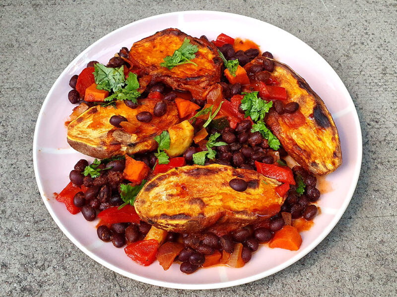 Baked sweet potatoes with black beans