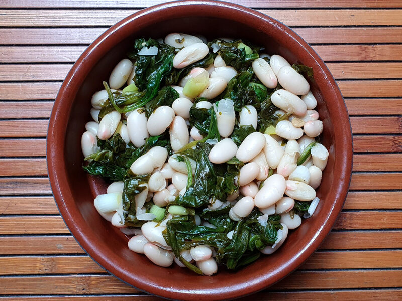 Beans with spinach