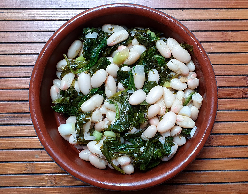 Beans with spinach