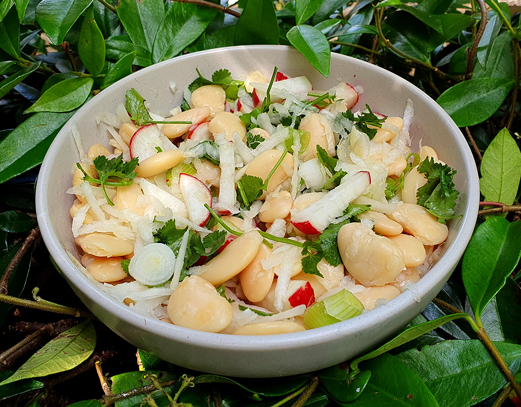 Butter bean and kohlrabi salad